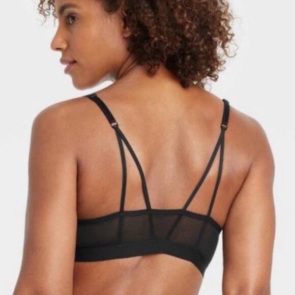 Auden Black Mesh Pullover Unlined Bralette Lace, Size Medium - Picture 2 of 4